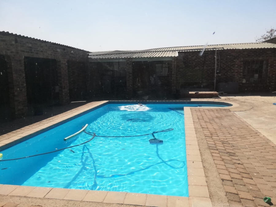 7 Bedroom Property for Sale in Vaal Power A H Free State